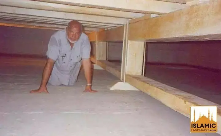 How-many-roofs-does-the-Holy-Kabah-have2024