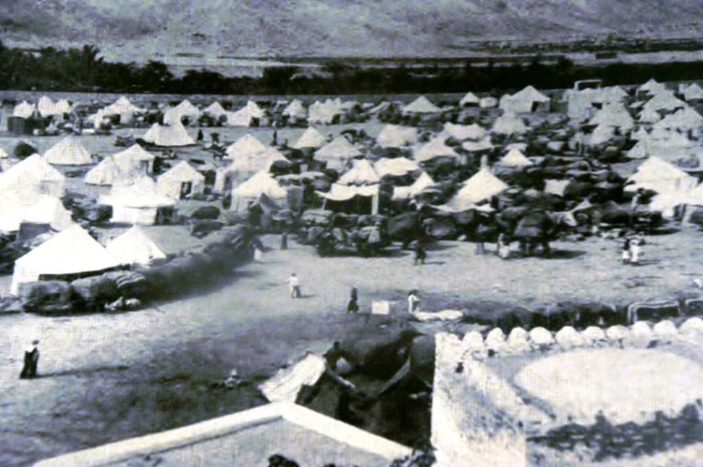 Pilgrim encampment at Tuwa
